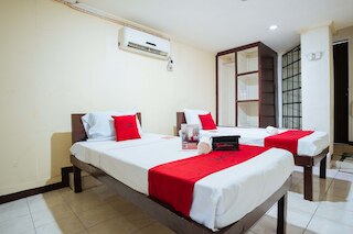 レッドドアーズ @ ダウンタウン バコロド