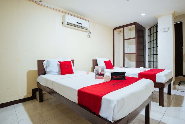 レッドドアーズ @ ダウンタウン バコロド