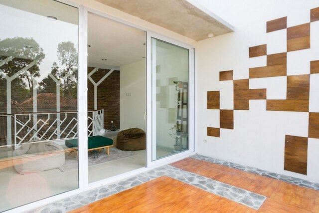 レッドドアーズ ニア ウニベルシタス イスラム インドネシア