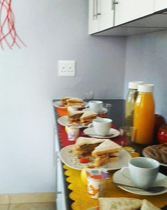 ヒルサイド コテージ ゲスト ハウス