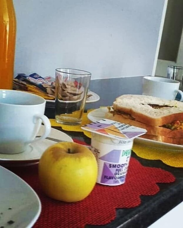 ヒルサイド コテージ ゲスト ハウス