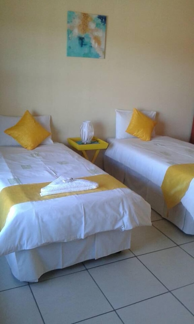 ヒルサイド コテージ ゲスト ハウス