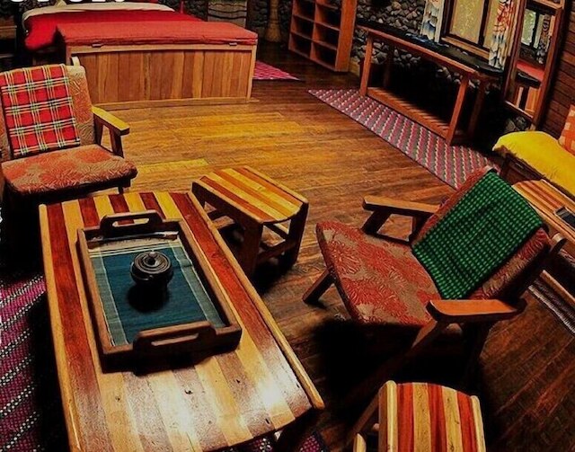 イクエーター スノー ジオ ロッジ