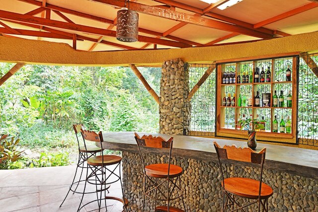 イクエーター スノー ジオ ロッジ