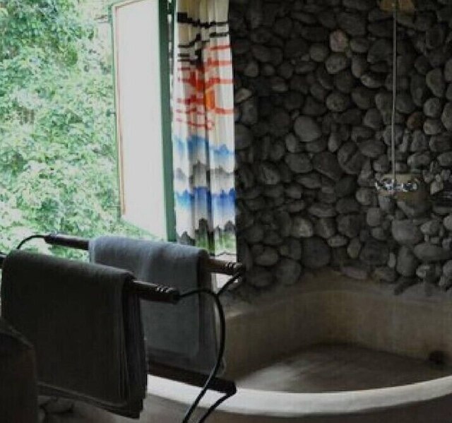 イクエーター スノー ジオ ロッジ