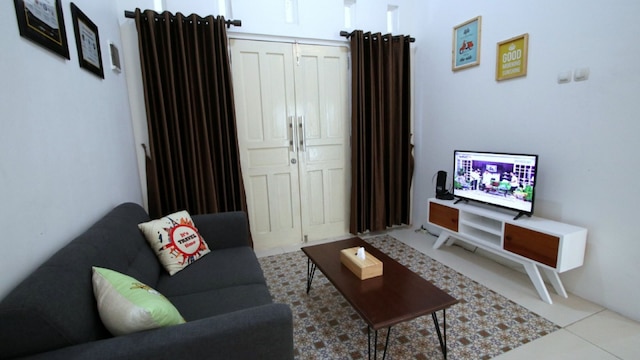 オマー ブギサン、ザ グランド ジャバ