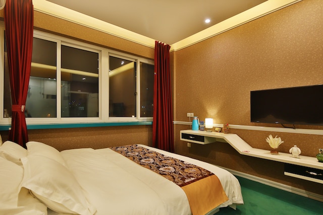 リユアン ビジネス ホテル (青島里院精品酒店)