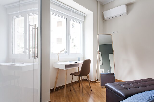 アップストリート チャーミング & コンフィー、ベッドルーム 2 室、アパートメント - アクロポリス