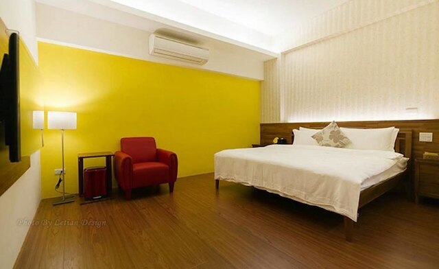 ウェン ザ スワロー フライング B&B (東飛燕民宿)