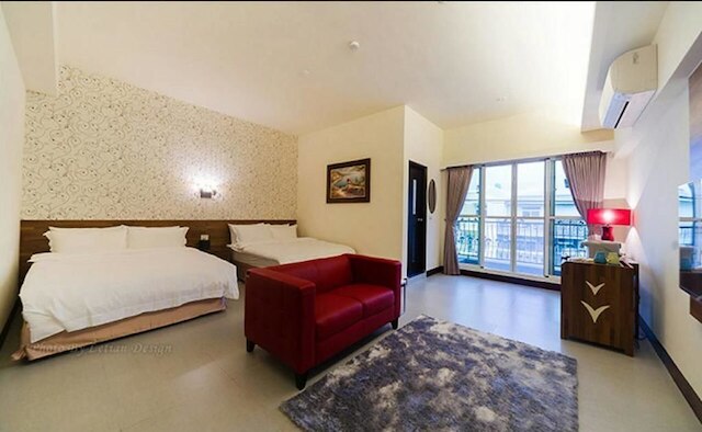 ウェン ザ スワロー フライング B&B (東飛燕民宿)