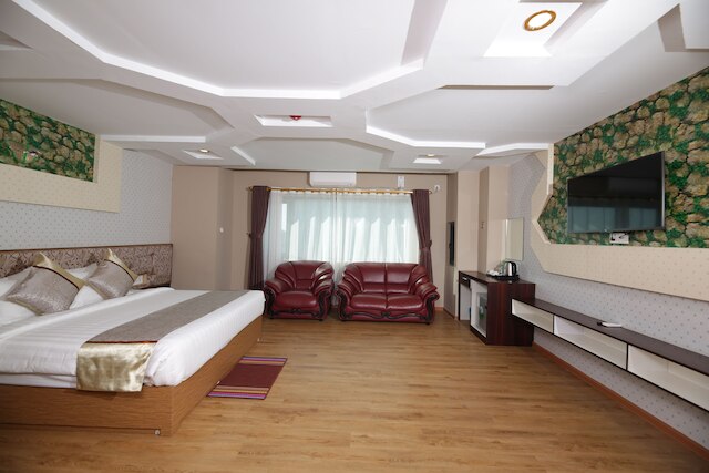 H プラス ホテル ヤンゴン