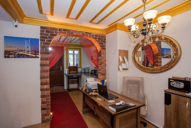 エイプリル ホテル