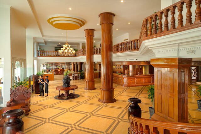 ドラゴン ロイヤル アンコール ホテル