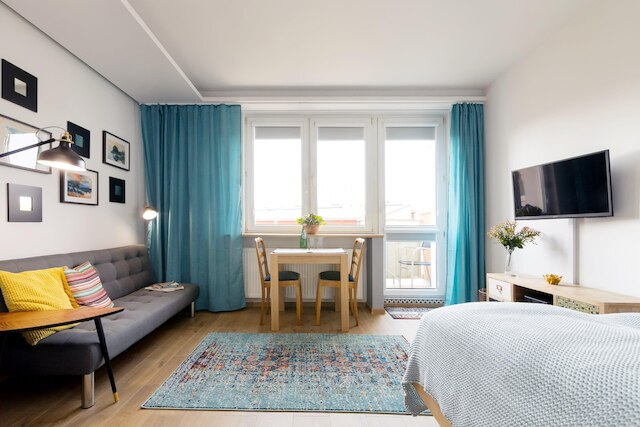 キリマテチネ スタジオ メトロ スロドヴェッツ