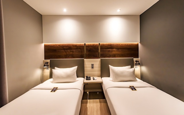 スタンリー ワヒド ハシム ジャカルタ