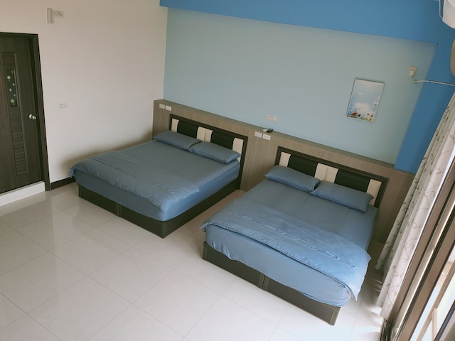 ファミリー オブ ファイブ ゲストハウス