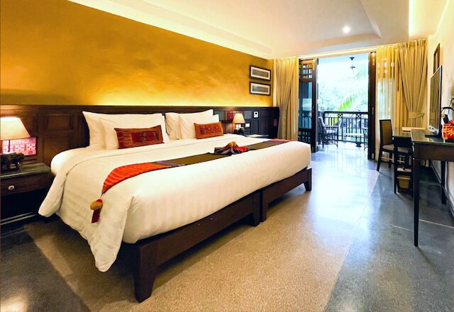 スマイル ラナ ホテル