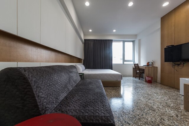 ジャー ウェルカム ホーム (吃飽睡好歡迎回家)