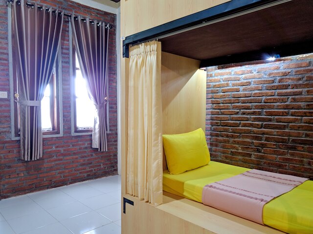 グリヤ ジェッタイ