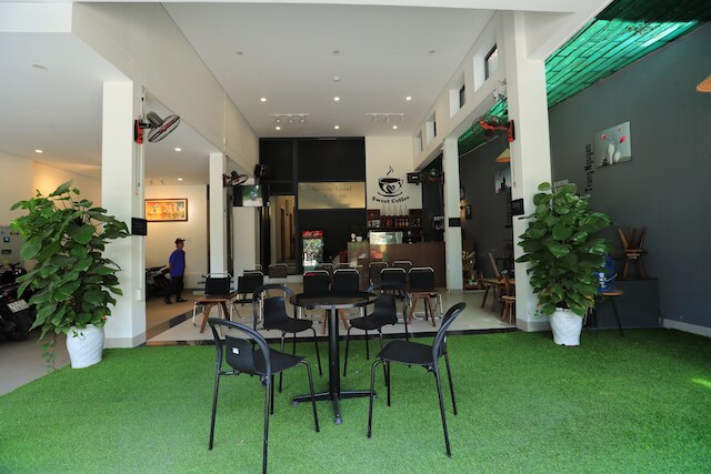 トゥラン アパートメント & ホテル