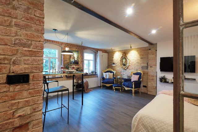 シュトッフットマヌファクトア