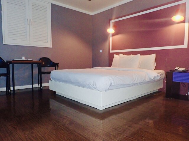 プロヴァンス ホテル (Q+ 湛江普罗旺斯酒店)