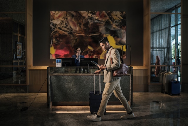 フォー ポインツ バイ シェラトン スラバヤ パクウォン インダー