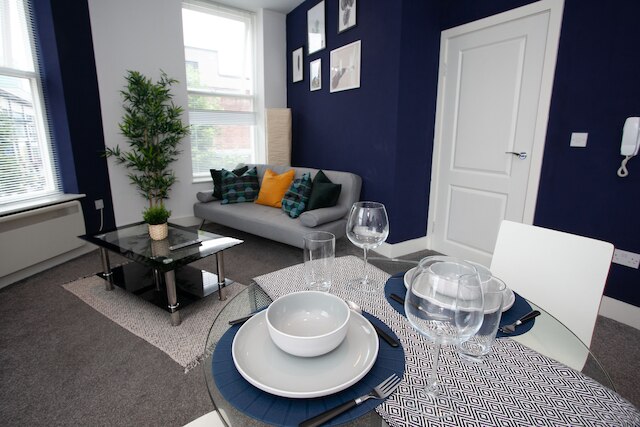 クロス ストリート ブティック アパートメント