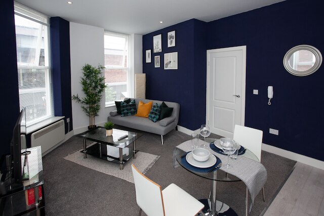 クロス ストリート ブティック アパートメント