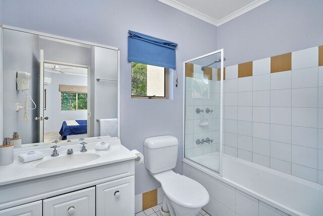 トロピカル オアシス ニア ビーチ