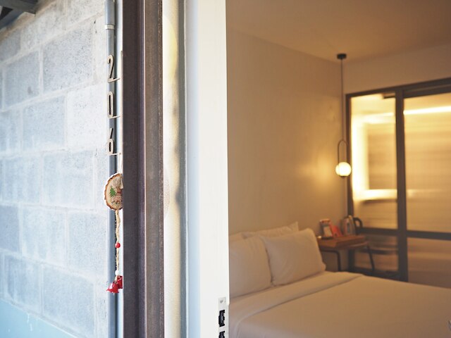 ワンダーウォールホテル