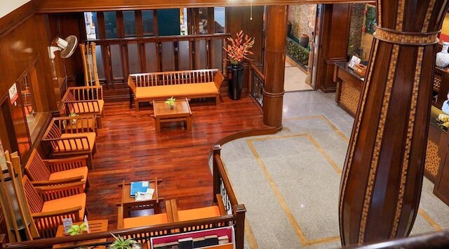 ラッタナ ビーチ ホテル