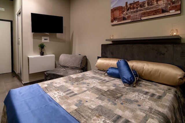 ヴェスヴィアヌス ルームズ アンド モア