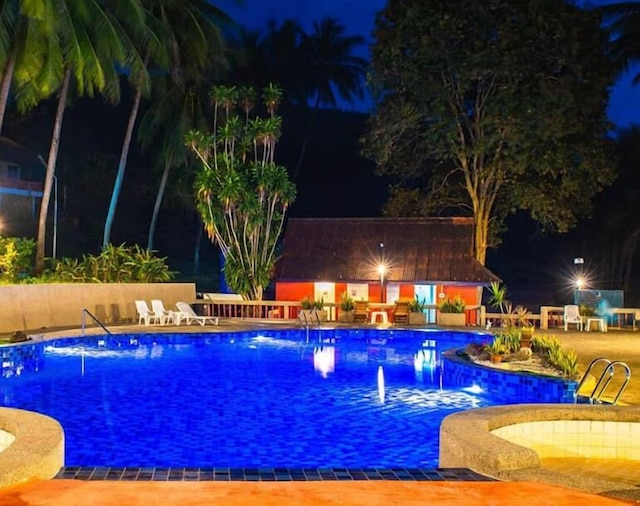 チャンソム ビーチ リゾート ラノーン