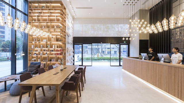 アトゥール ホテル ジウイエン ブリッジ ネットイース ストリクト セレクション成都