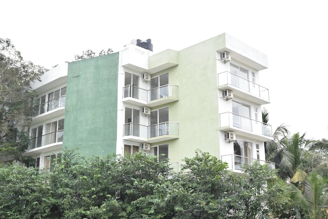 ザ グリーン アパートメンツ