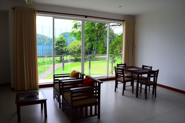 ザ グリーン アパートメンツ