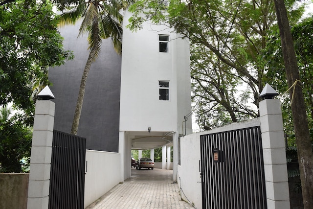 ザ グリーン アパートメンツ