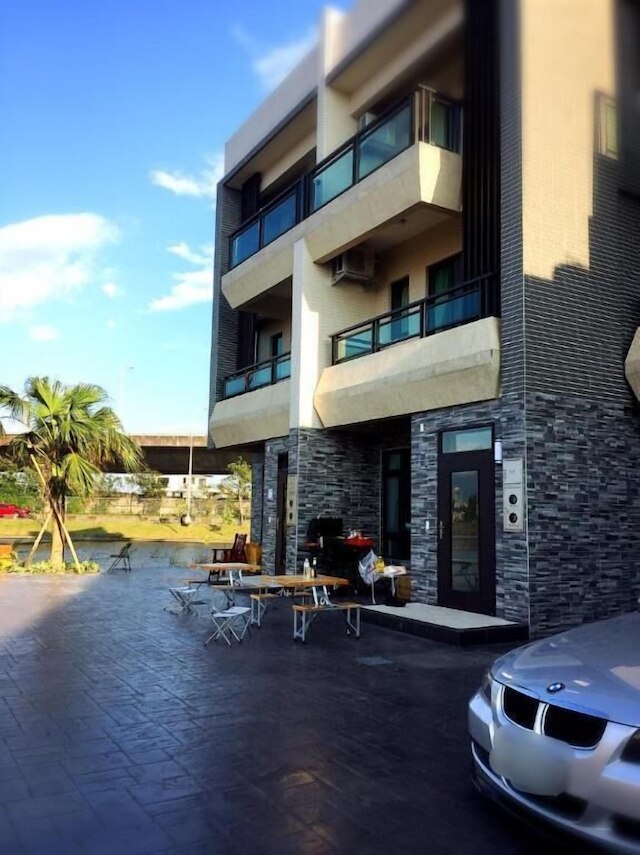 ウィインワン - ジャオシー (宜蘭民宿湾客桟)