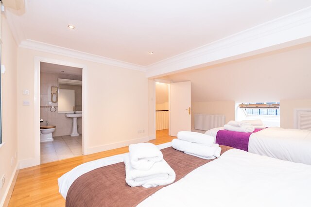 PML アパートメンツ エルヴァーソン ミューズ