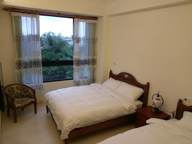 ドルフィン ラブ B&B