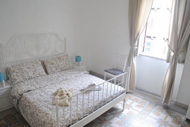 サンライズ ホステル & ルームズ