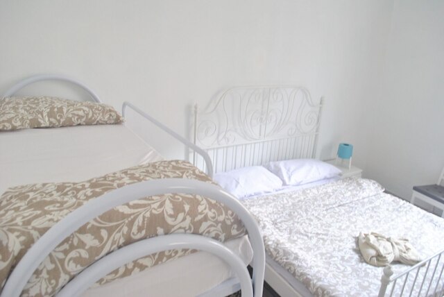 サンライズ ホステル & ルームズ