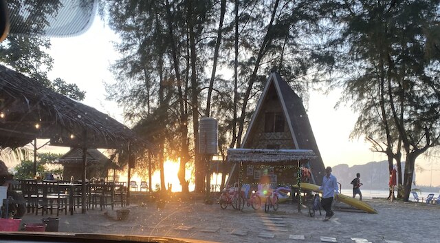 ブルー ラグーン ホーム トラン