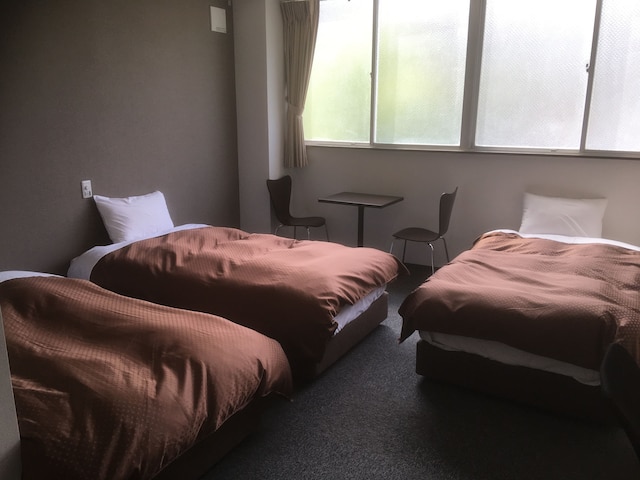 ビジネスホテルあかやね