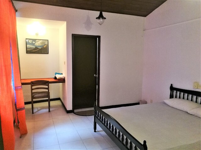 バクティ ヨガ スリランカ