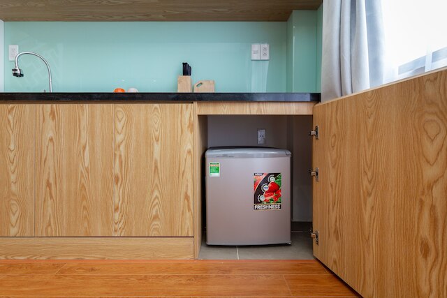 コーズロム ホームズ リー チン タン