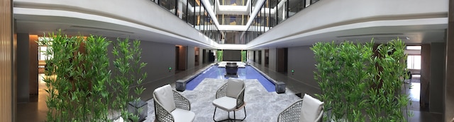 ティエン イー インターナショナル ホテル