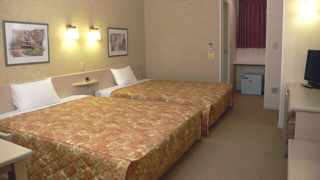 ファミリーロッジ旅籠屋 湾岸長島店