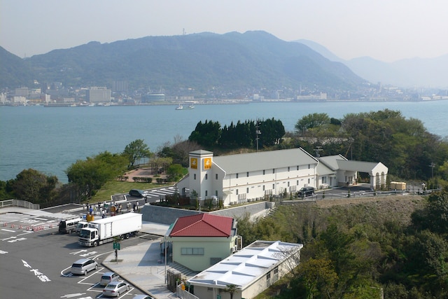 ファミリーロッジ旅籠屋・壇之浦 PA 店